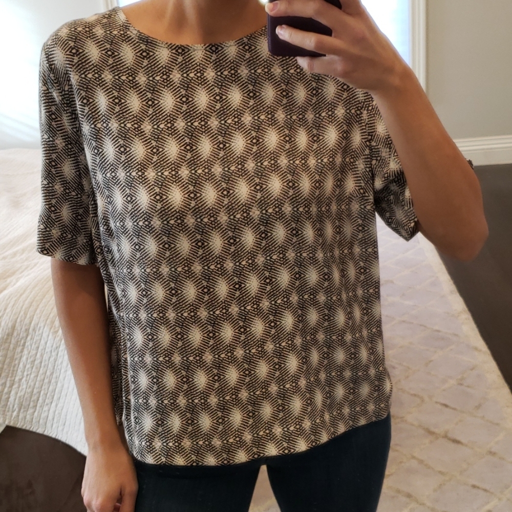 NWT WOMEN'S PRINTED SHORT SLEEVE BLOUSE T SHIRT